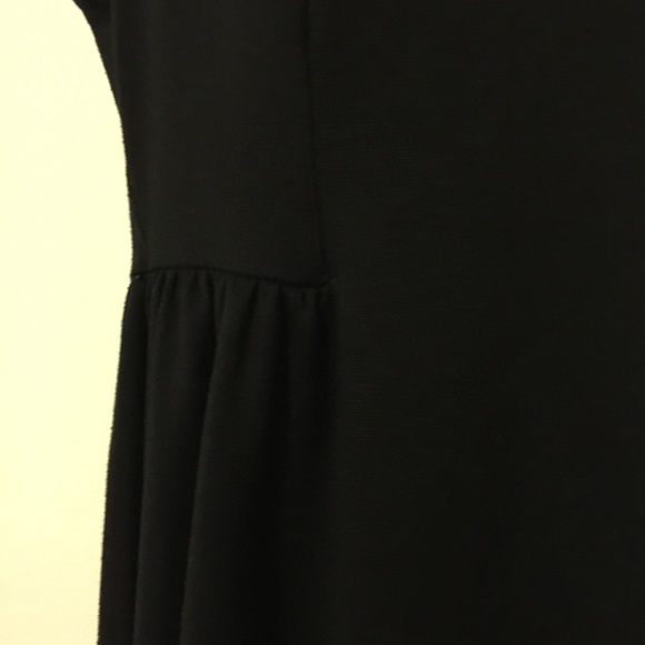 Black old navy dress - gifted - Picture 3 of 3