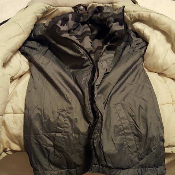 Jacket - Picture 3 of 4