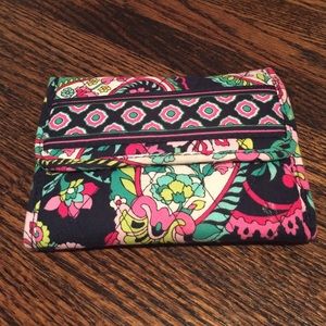 VERA BRADLEY WALLET!!