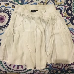 White Brandy Melville skirt