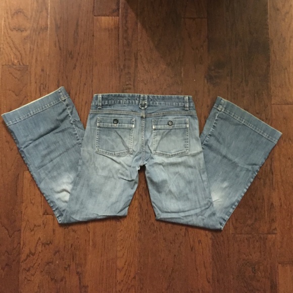 ✌🏼️GAP flare leg jeans - size 6 - Picture 3 of 4