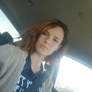 Meet your Posher, Alexis