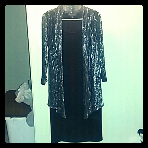 One piece looks like 2 piece set dress & jacket - Picture 1 of 4