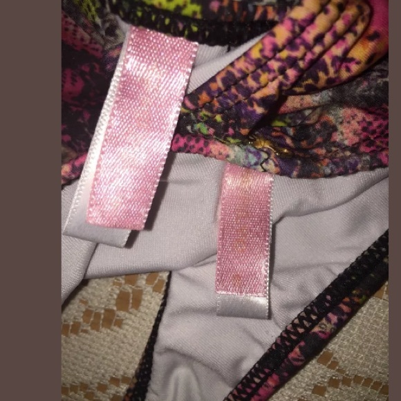 ❌SOLD❌Pily Q Snake Print Little Girls Bikini - Picture 3 of 3