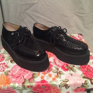 T.U.K Black Leather Creepers