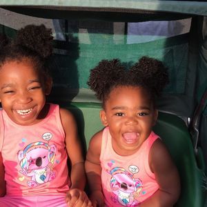 Meet your Posher, Raquel