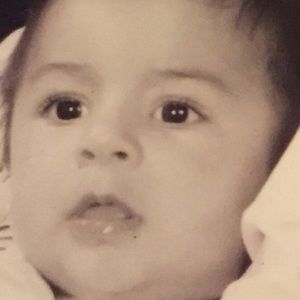 Meet your Posher, Naheed