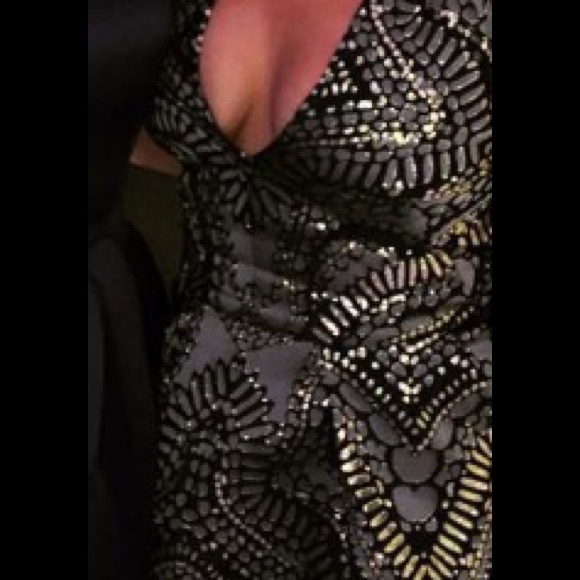 😍ISO ...any idea who the designer is???😍