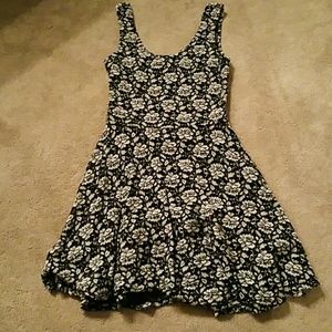 Floral velvet-like dress.