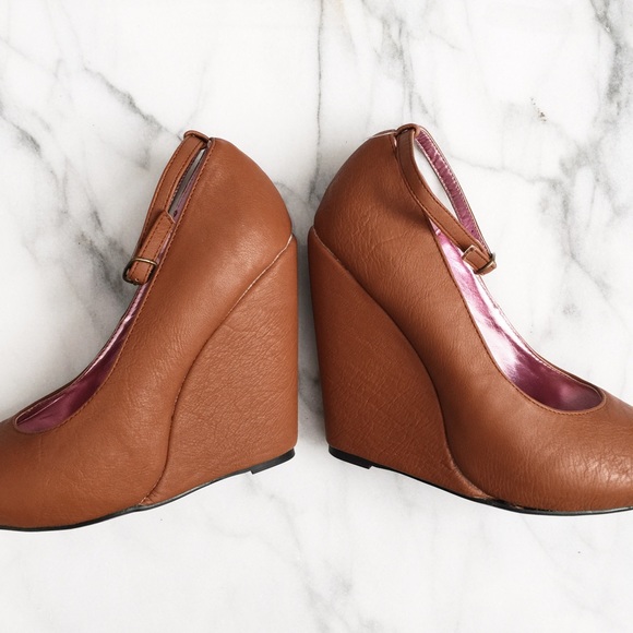 Brown Wedges with Ankle Strap - Picture 2 of 3