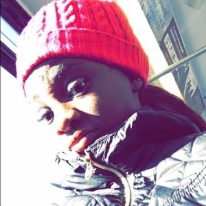 Meet your Posher, Briana