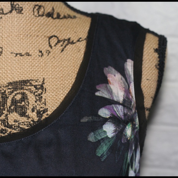 ⚡️Simply Vera Wang Dress⚡️ - Picture 3 of 4