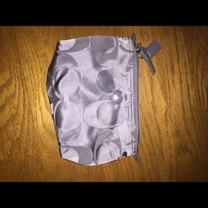 Coach pouch, silver/gray