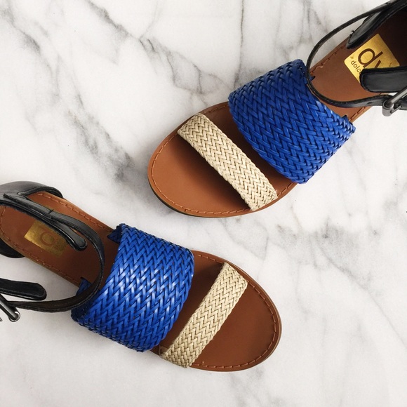 Dolce Vita Viera Sandals - Picture 3 of 4