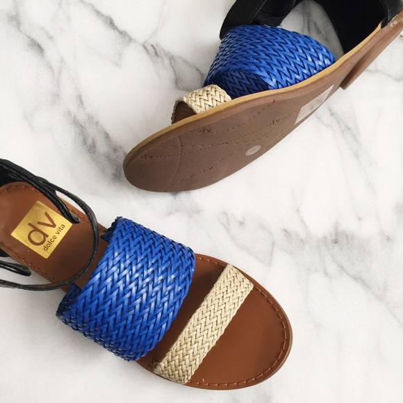 Dolce Vita Viera Sandals - Picture 4 of 4