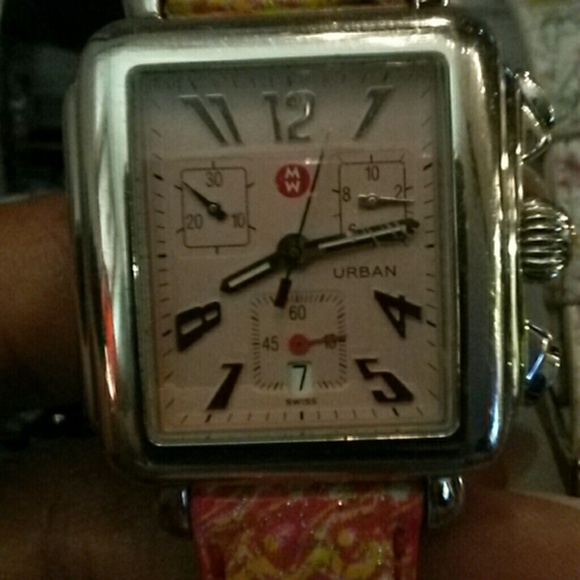 Watch - Picture 4 of 4