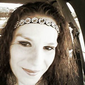 Meet your Posher, Tania