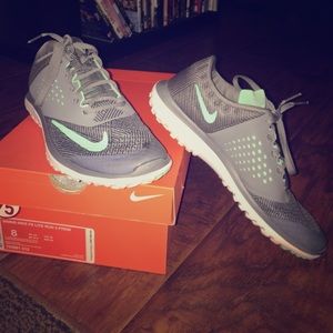 . Nike fs lite run 2 prem