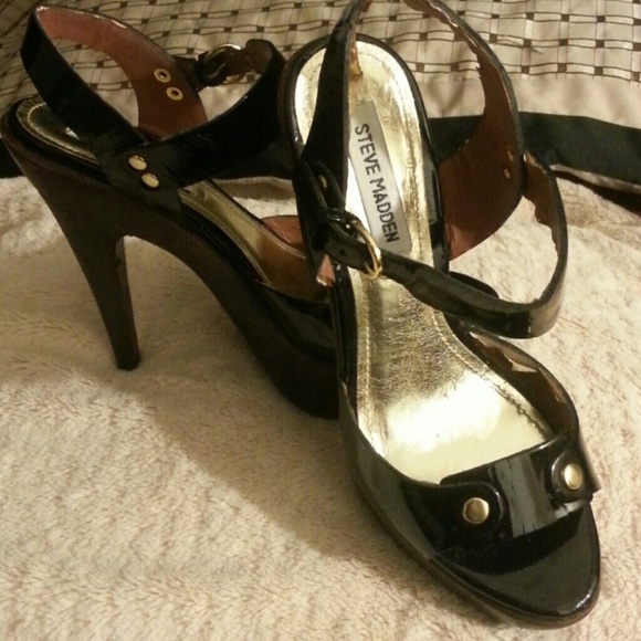 STEVE MADDEN PATENT PLATFORM HEELS - Picture 1 of 4