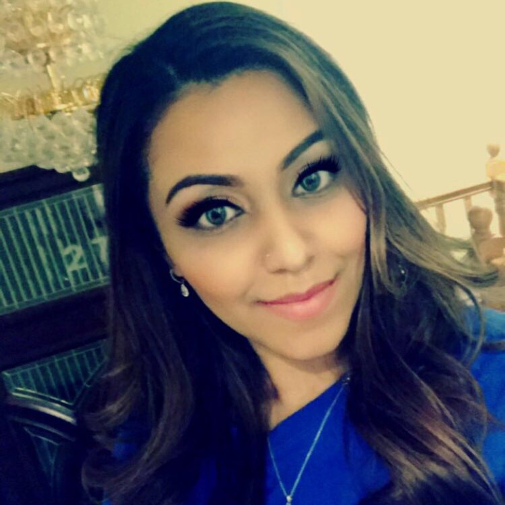 Meet your Posher, Afia