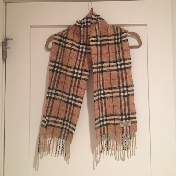 Authentic Burberry Scarf - Excellent Condition - Picture 3 of 3