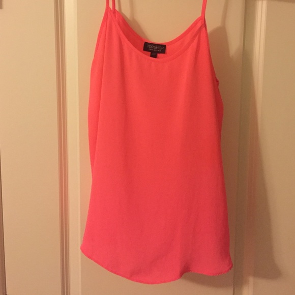 Hot pink tank top!