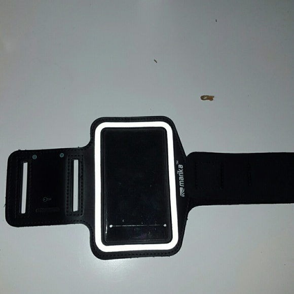 Workout arm band