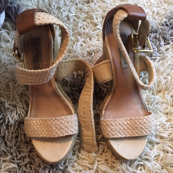 Steve Madden wedges