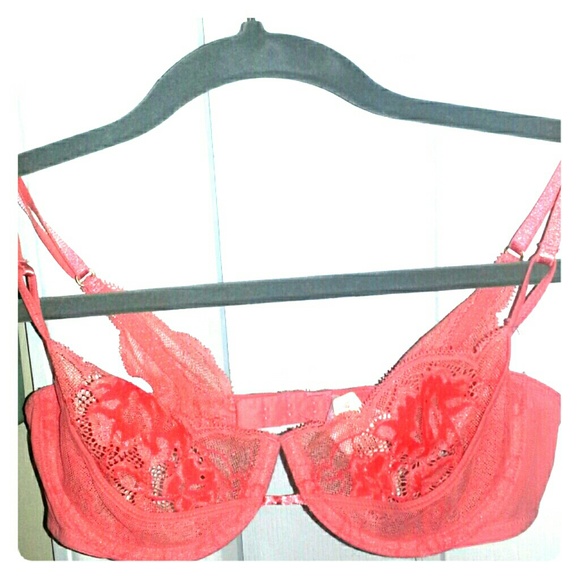VS CORAL LACE BRA