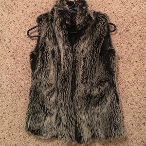 Fur vest