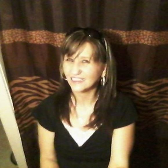 Meet your Posher, Leeann - Picture 1 of 1