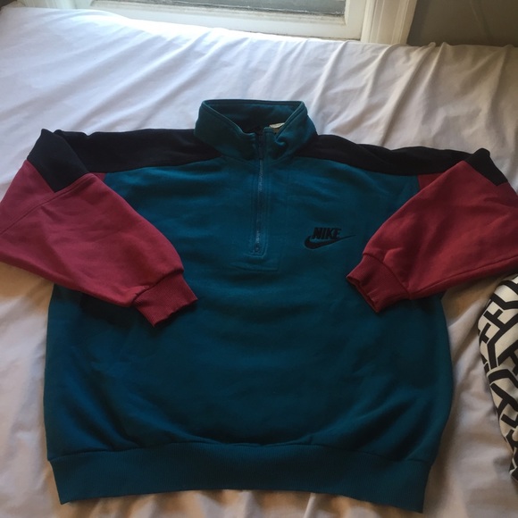 Nike Sweaters - 🎉SOLD🎉NIKE Vintage Quarter Zip