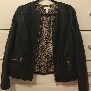 Black leather jacket (Charter Club)