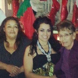 Meet your Posher, Janel