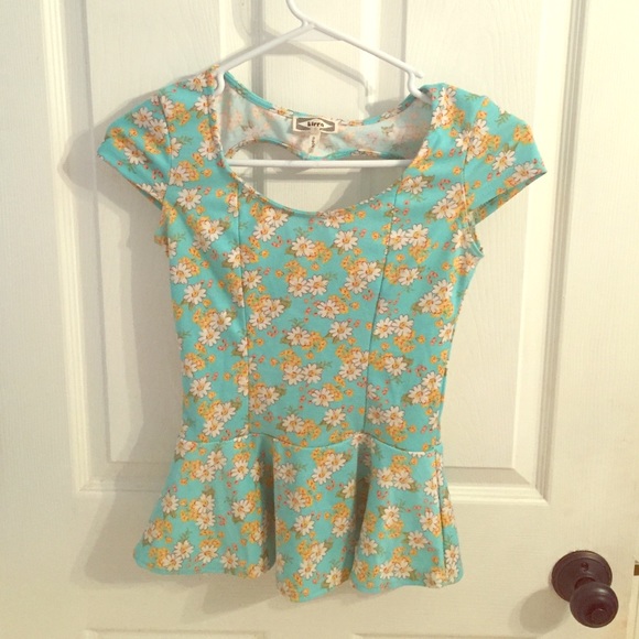 Spring flower printed shirt with a open back