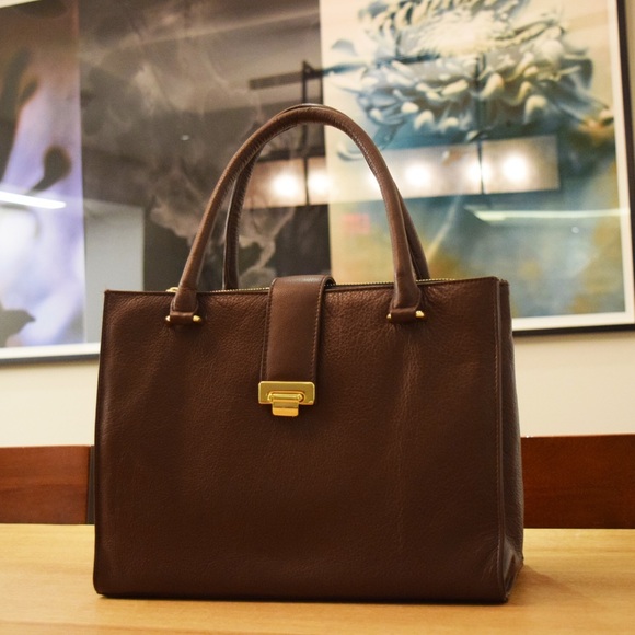Trendsetter Satchel