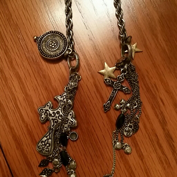 Lucky Brand necklace with blue stones - Picture 2 of 3