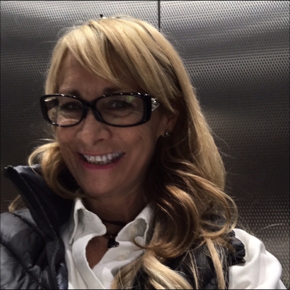 Meet your Posher, Ruth - Picture 5 of 7