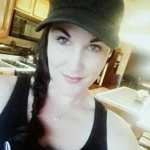 Meet your Posher, Steffanie