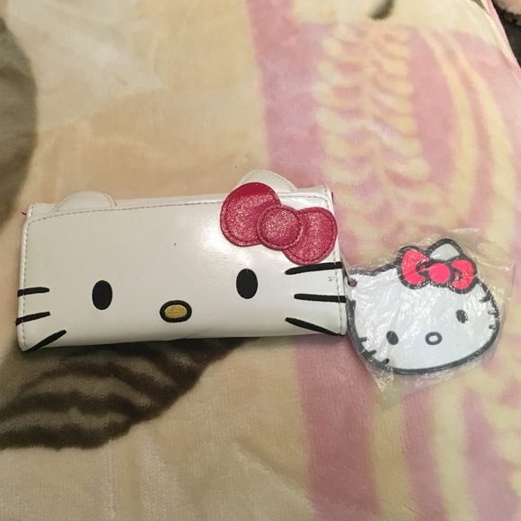 Hello kitty wallet