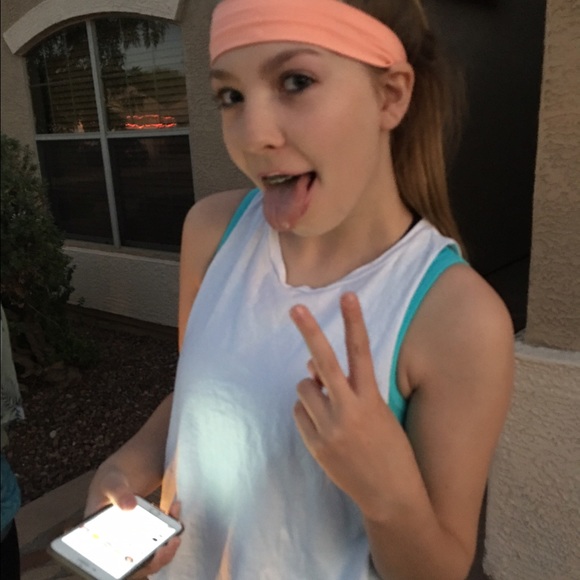 Meet your Posher, Alissa - Picture 1 of 1