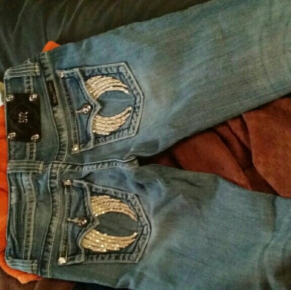 Jeans - Picture 2 of 3