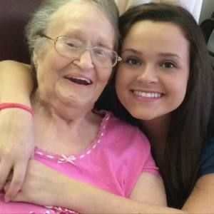 Meet your Posher, Lauren