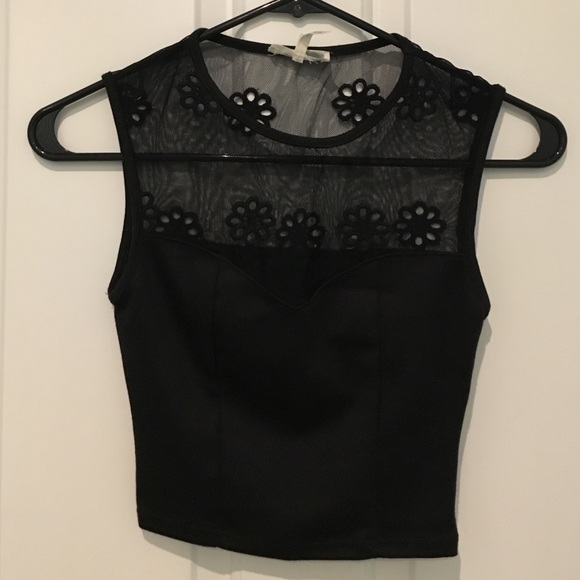Crop top with lace flower trim