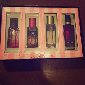 Victoria's Secret fragrance set