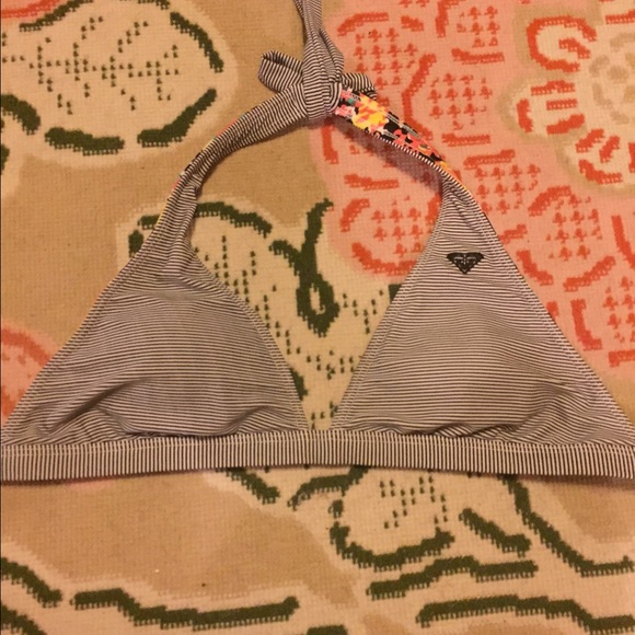 Roxy reversible top