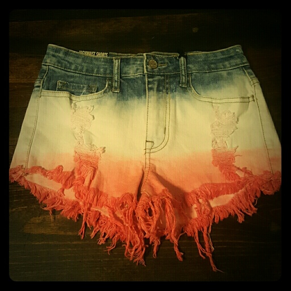 Highwaisted denim shorts - Picture 1 of 2