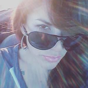 Meet your Posher, Crystal