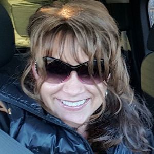 Meet your Posher, Michele