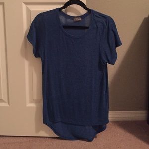 Market & Spruce blue hi-lo top